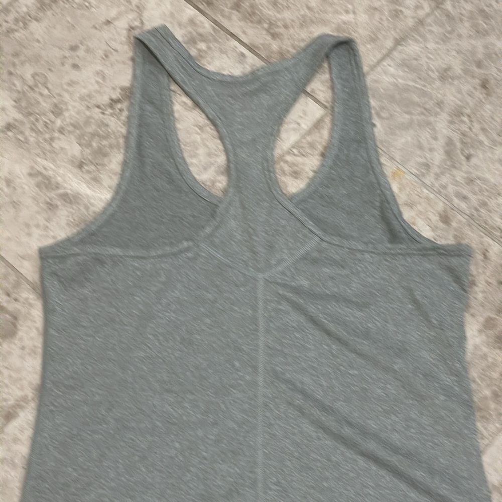 Nike Graphic Performance Dri Fit Tank Top Gray Large - Picture 8 of 9
